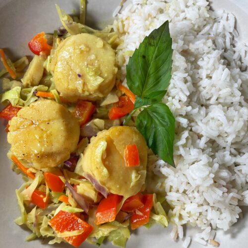 coconut curry scallops the relatable chef